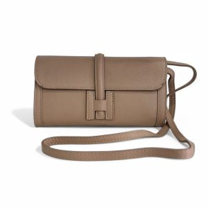 Bolso H